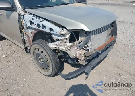 2010 Mercury Mariner z USA, uszkodzony, nr VIN 4M2CN8B76AKJ20618